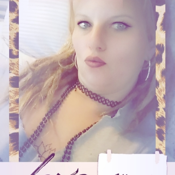 Meet your Posher, Crystal - Picture 5 of 9